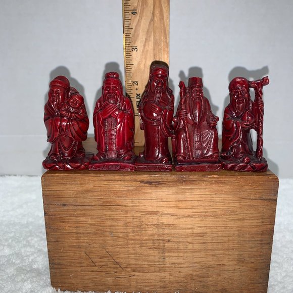 Set of 5 Red Chinese UCGC Resin Figures - Picture 7 of 11